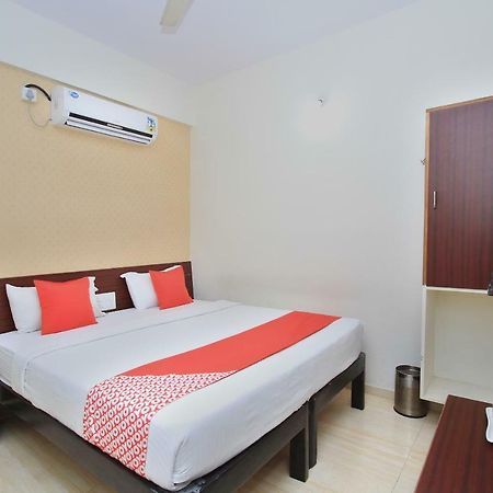Oyo 2183 Hotel Fortune City Kammasandra Екстериор снимка