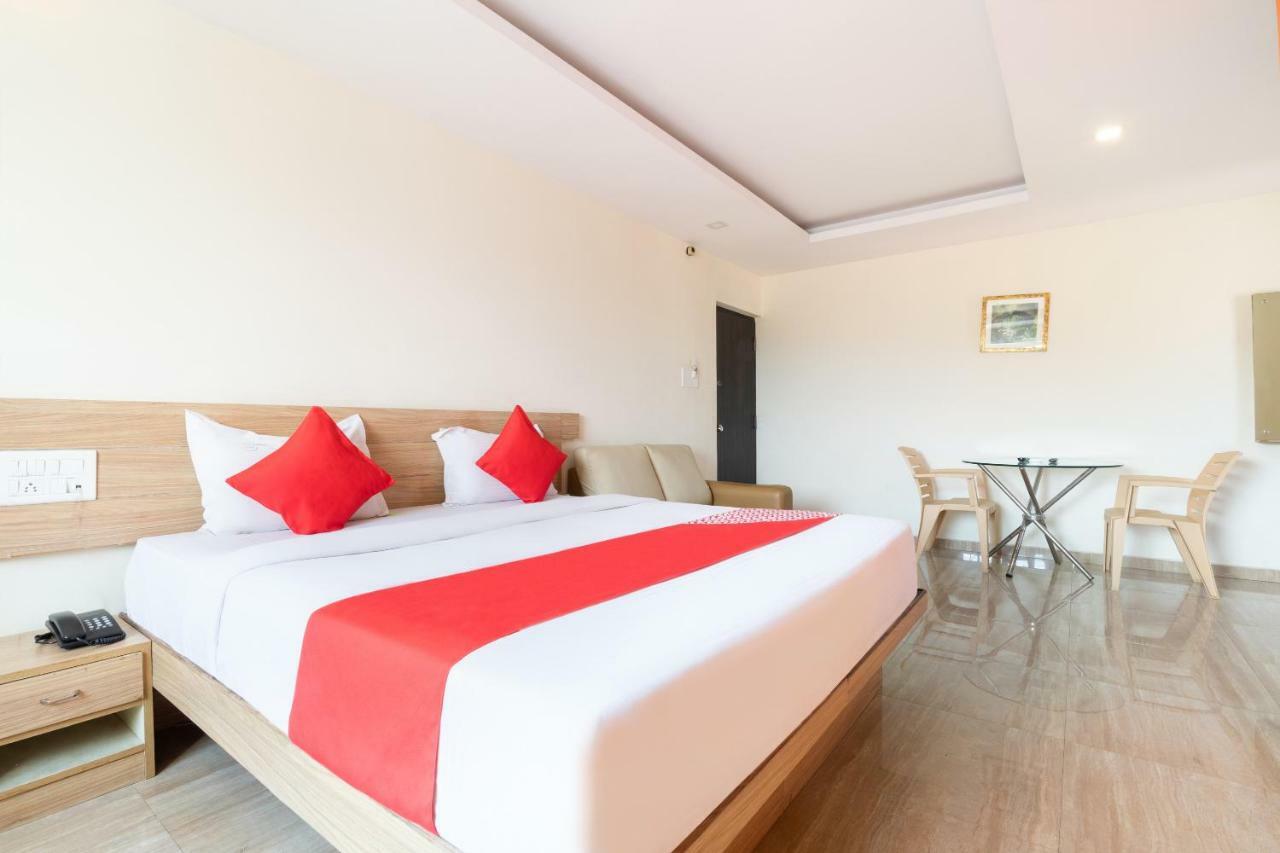 Oyo 2183 Hotel Fortune City Kammasandra Екстериор снимка